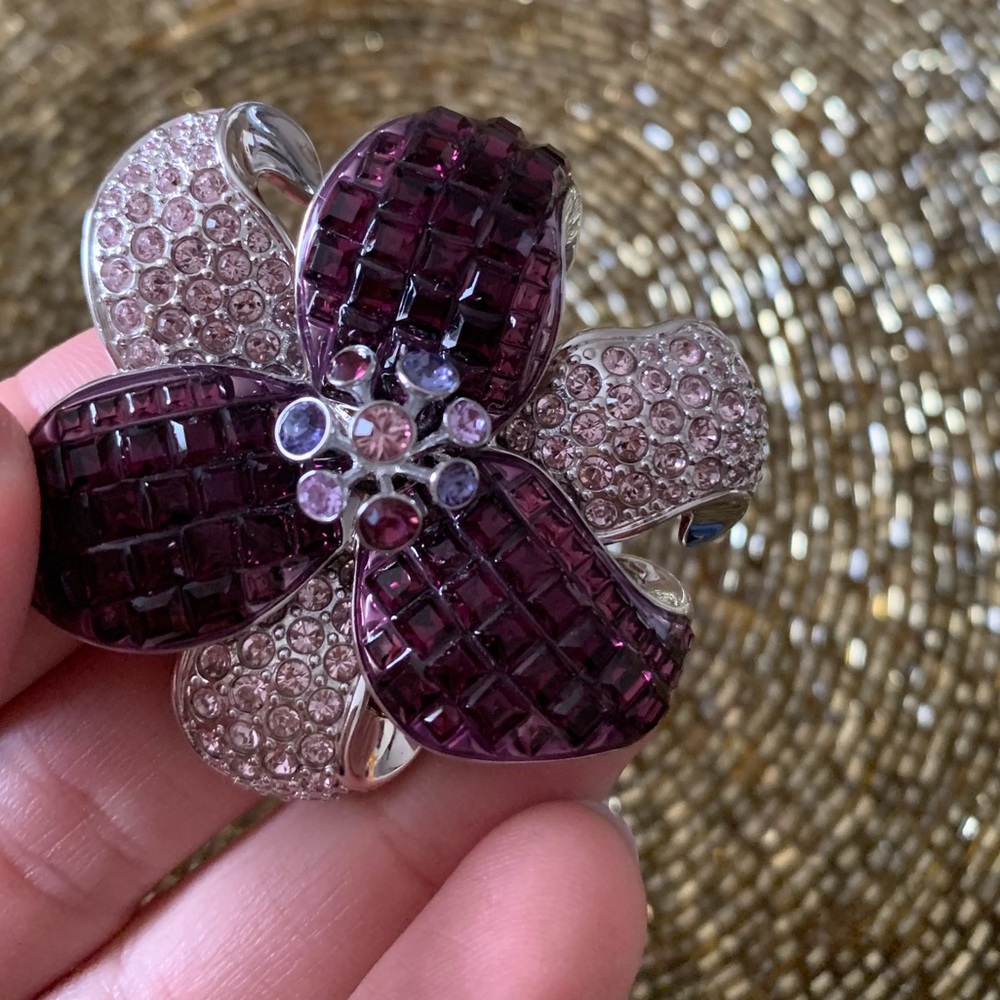 Swarovski Flower brooch